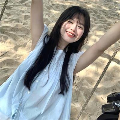 玫瑰藏进晚风里